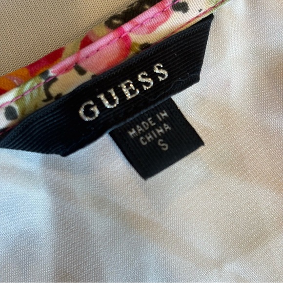 GUESS Floral Print Faux Wrap Romper with Shorts and Ruffle Accents NWT Sz Small - Picture 10 of 14